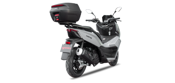 Yuki Vampire 125 Scooter