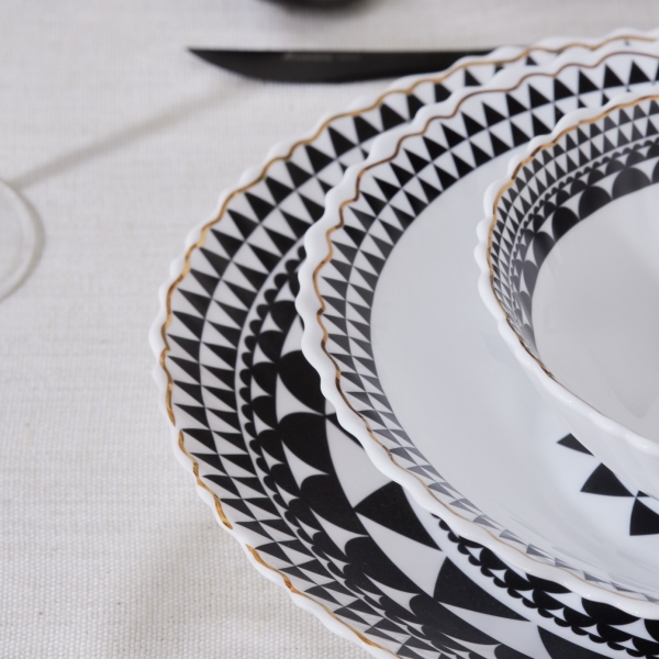 Karaca Black Gold 19 Parça Yemek Takımı