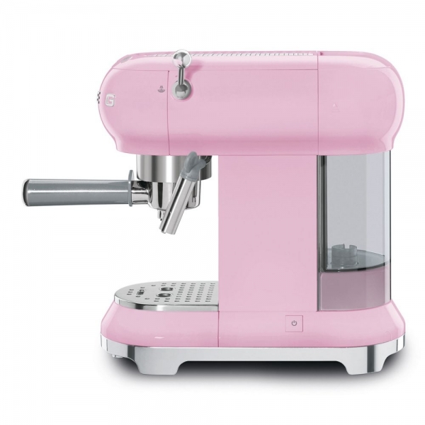 Smeg ECF02 Kahve Makinesi