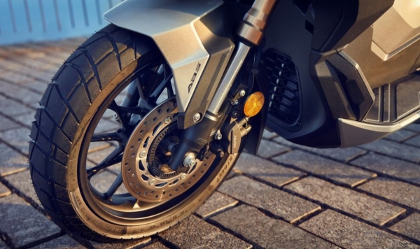 Honda ADV 350 Scooter