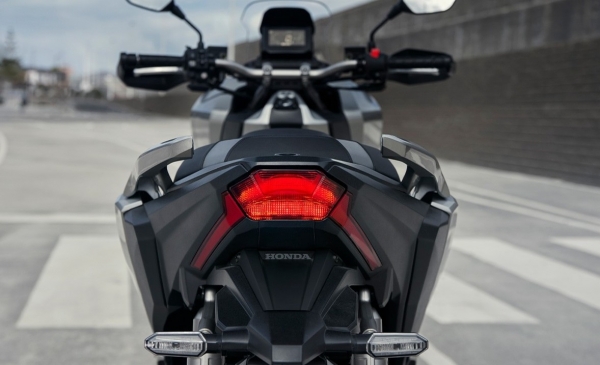 Honda ADV 350 Scooter