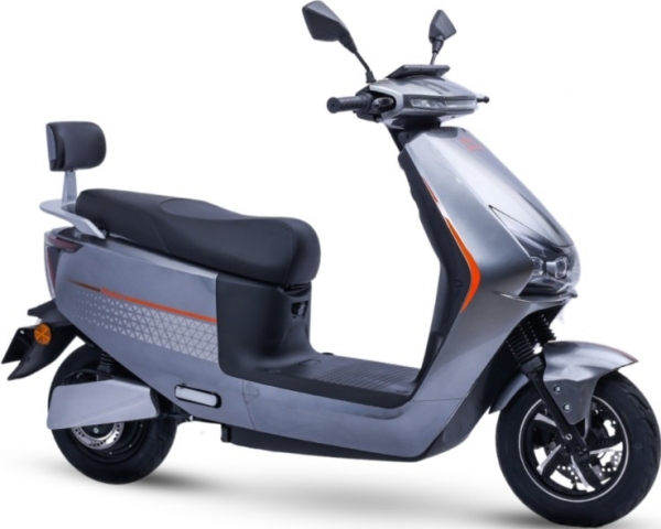 Regal Raptor Proton Scooter