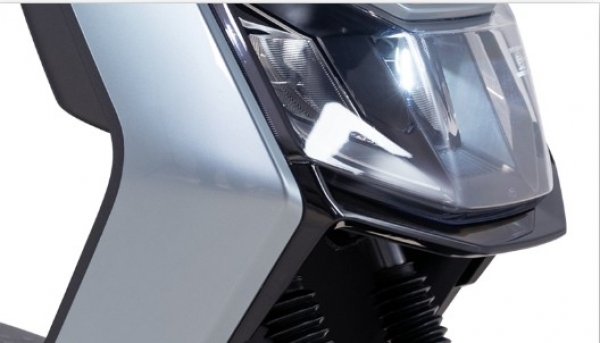 RKS Kuba REE1500 Scooter