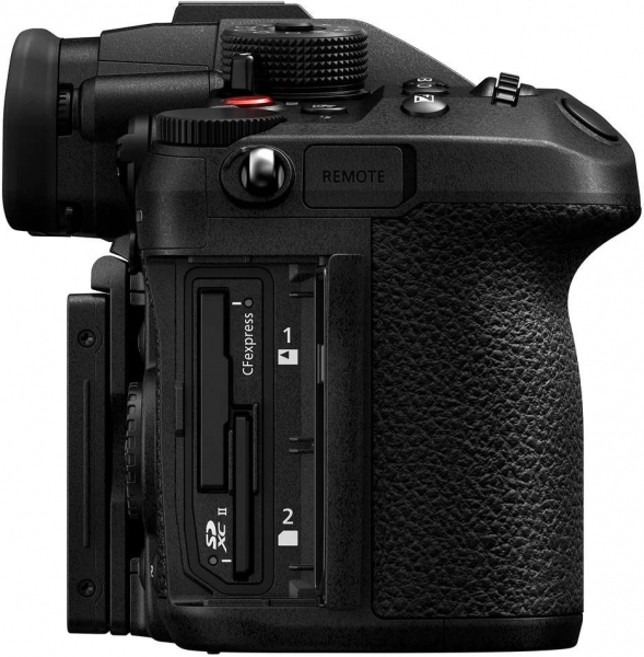 Panasonic Lumix GH7 Aynasız Fotoğraf Makinesi