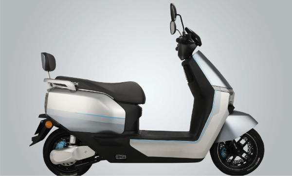 Nanok Cigno 1200W Scooter