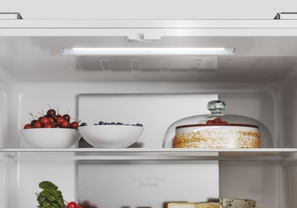 Hoover HHCR3818EWPL Buzdolabı