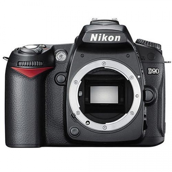 Nikon D90 18-105mm DSLR Fotoğraf Makinesi