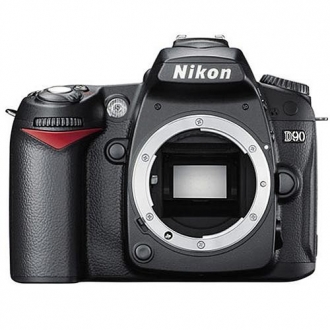Nikon D90 18-55mm DSLR Fotoğraf Makinesi