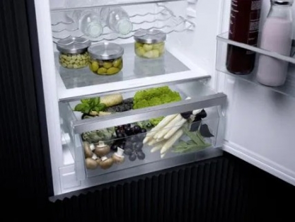 Miele KF 7731 E Buzdolabı