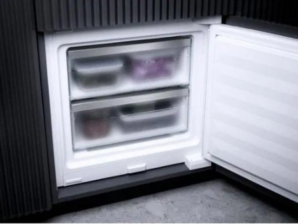 Miele KF 7731 E Buzdolabı