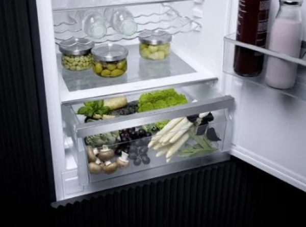 Miele K 7733 E Buzdolabı