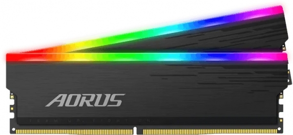 Gigabyte Aorus RGB 16 GB 3733 MT