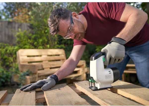 Black+Decker Reviva Dekupaj Testere