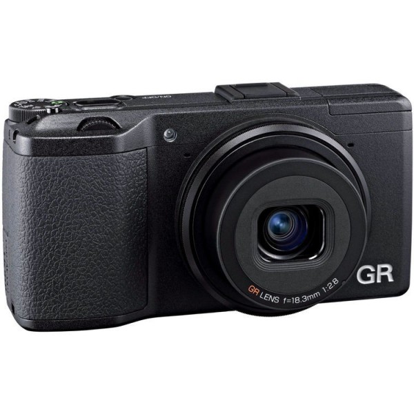 Ricoh GR II Kompakt Fotoğraf Makinesi