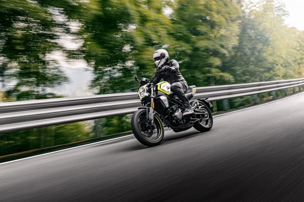CFMOTO 250 CL-X Naked