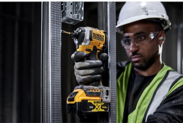 Dewalt DCF850P2T-QW Akülü Vidalama