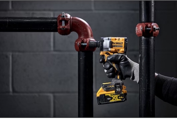 Dewalt DCF922P2T-QW Akülü Somun Sıkma