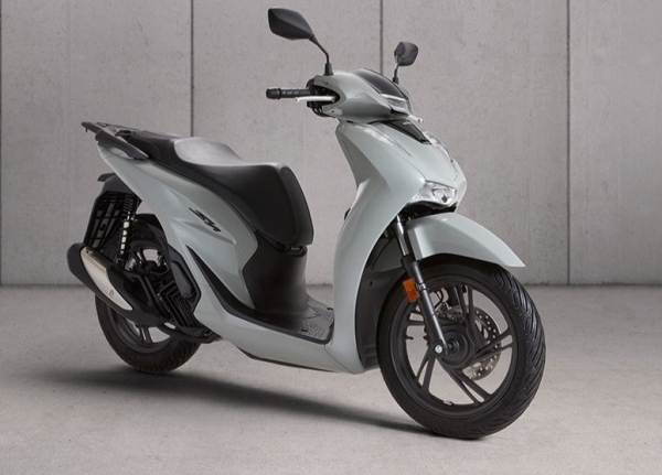 Honda SH125i Scooter