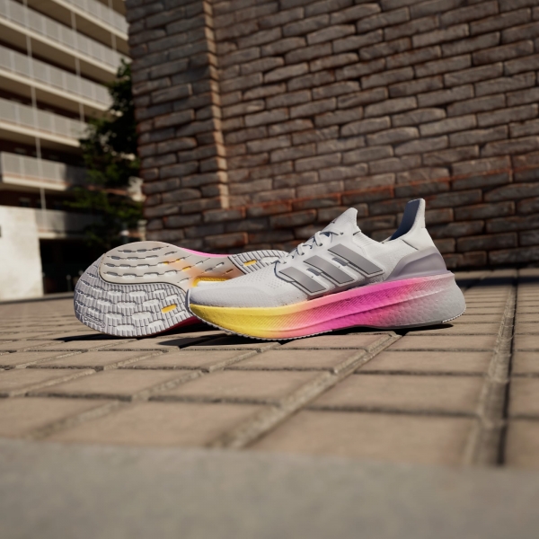Adidas Ultraboost 5 Erkek Spor Ayakkabı