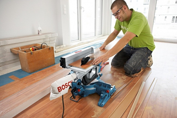 Bosch GTM 12 JL Professional Gönye Testere