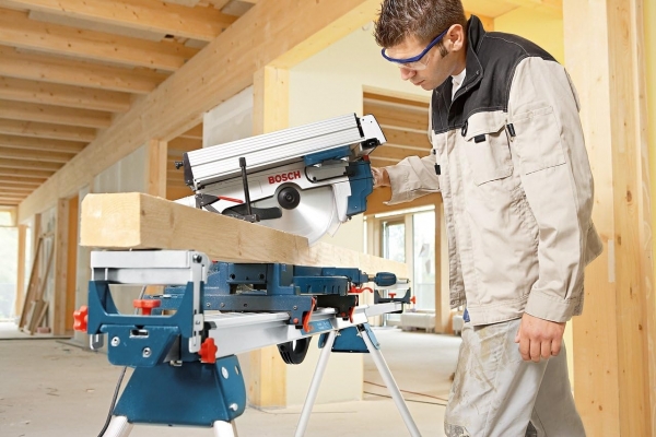 Bosch GTM 12 JL Professional Gönye Testere