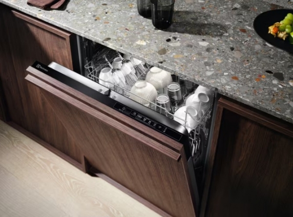 Electrolux EEA17200L Bulaşık Makinesi