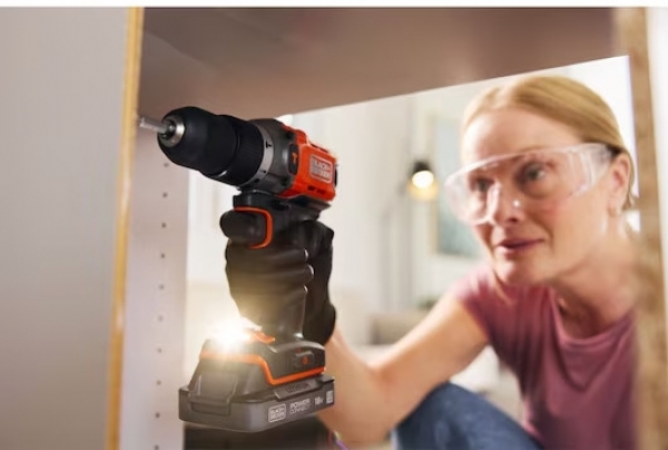Black+Decker BCD383D2XK-QW Akülü Matkap