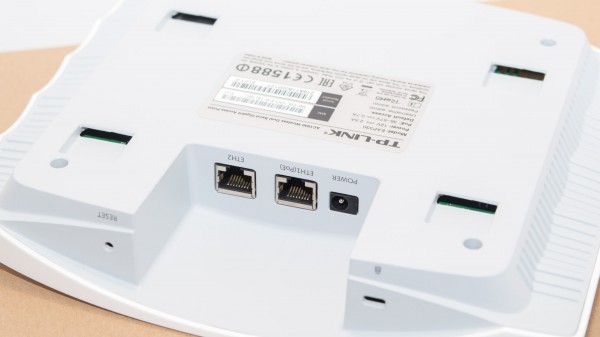 TP-Link EAP330 Access Point