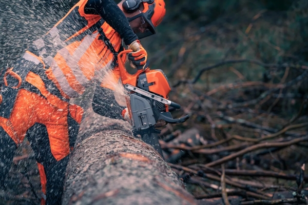 Husqvarna 592 XP Motorlu Testere