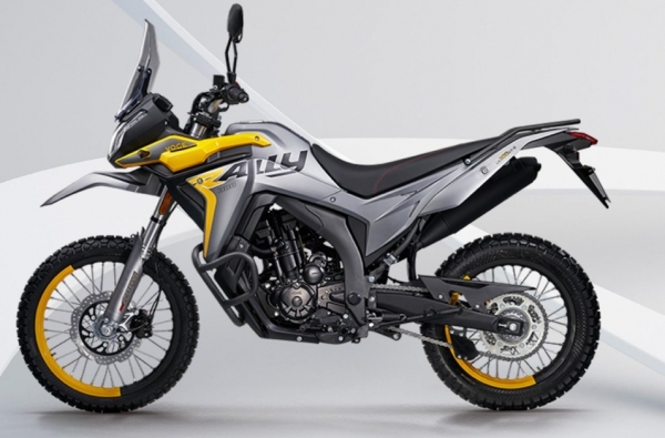 VOGE GY 300 Adventure