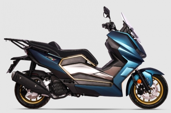 Regal Raptor XSUV 125 Scooter