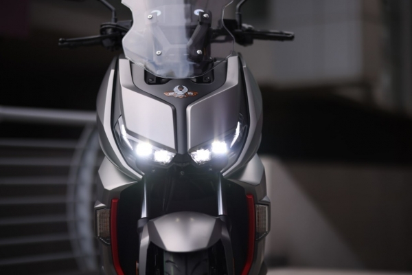 Regal Raptor XSUV 125 Scooter