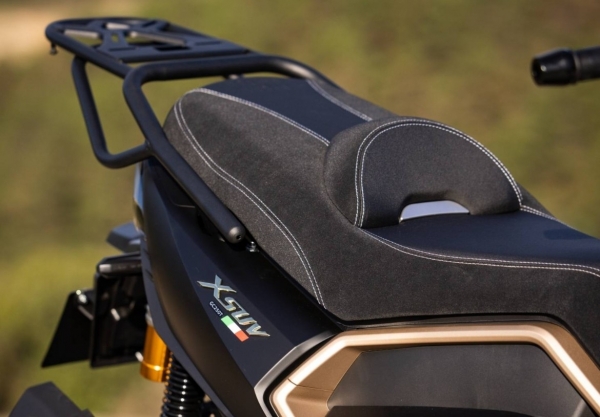 Regal Raptor XSUV 250 Scooter