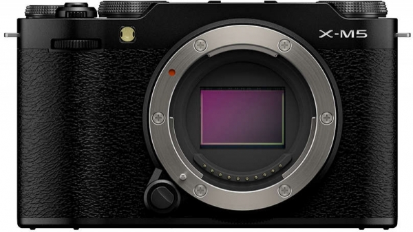 Fujifilm X-M5 15-45mm Vlogger Aynasız Fotoğraf Makinesi