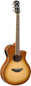 Yamaha APX700 Elektro Akustik Gitar