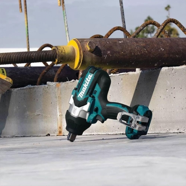 Makita DTW1001RTJ Akülü Somun Sıkma