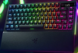 Razer BlackWidow V4 Pro %75 Klavye