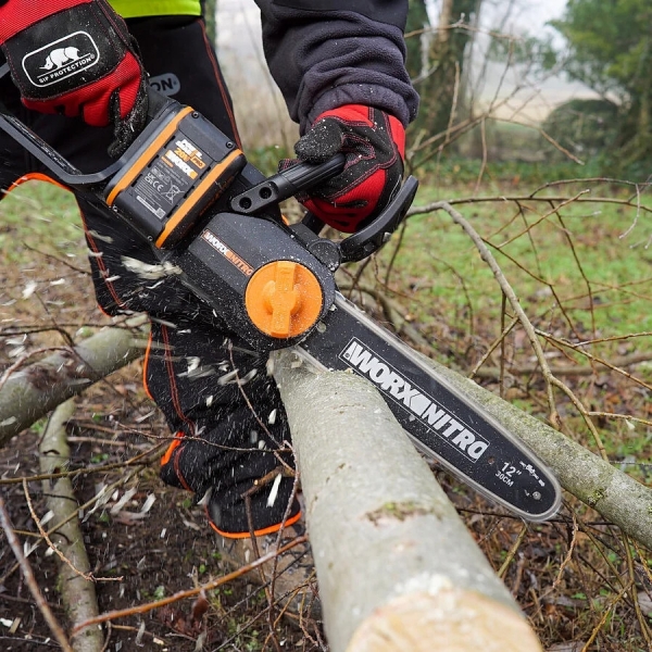 Worx WG350E Motorlu Testere