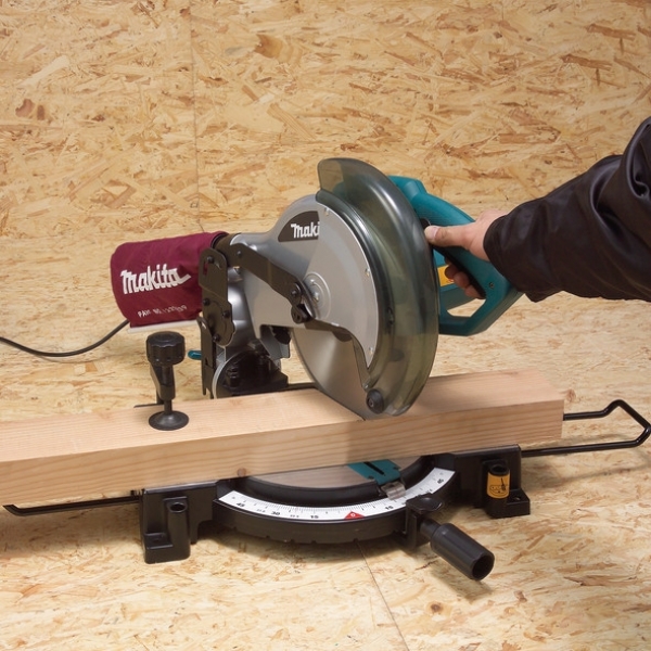 Makita MLS100N Gönye Testere