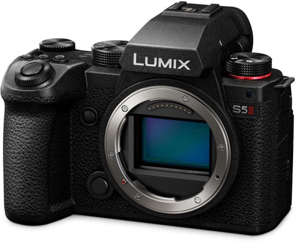 Panasonic Lumix S5 II Aynasız Fotoğraf Makinesi
